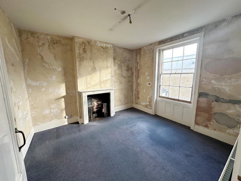 Lot: 96 - FIVE STOREY PERIOD BUILDING WITH POTENTIAL -